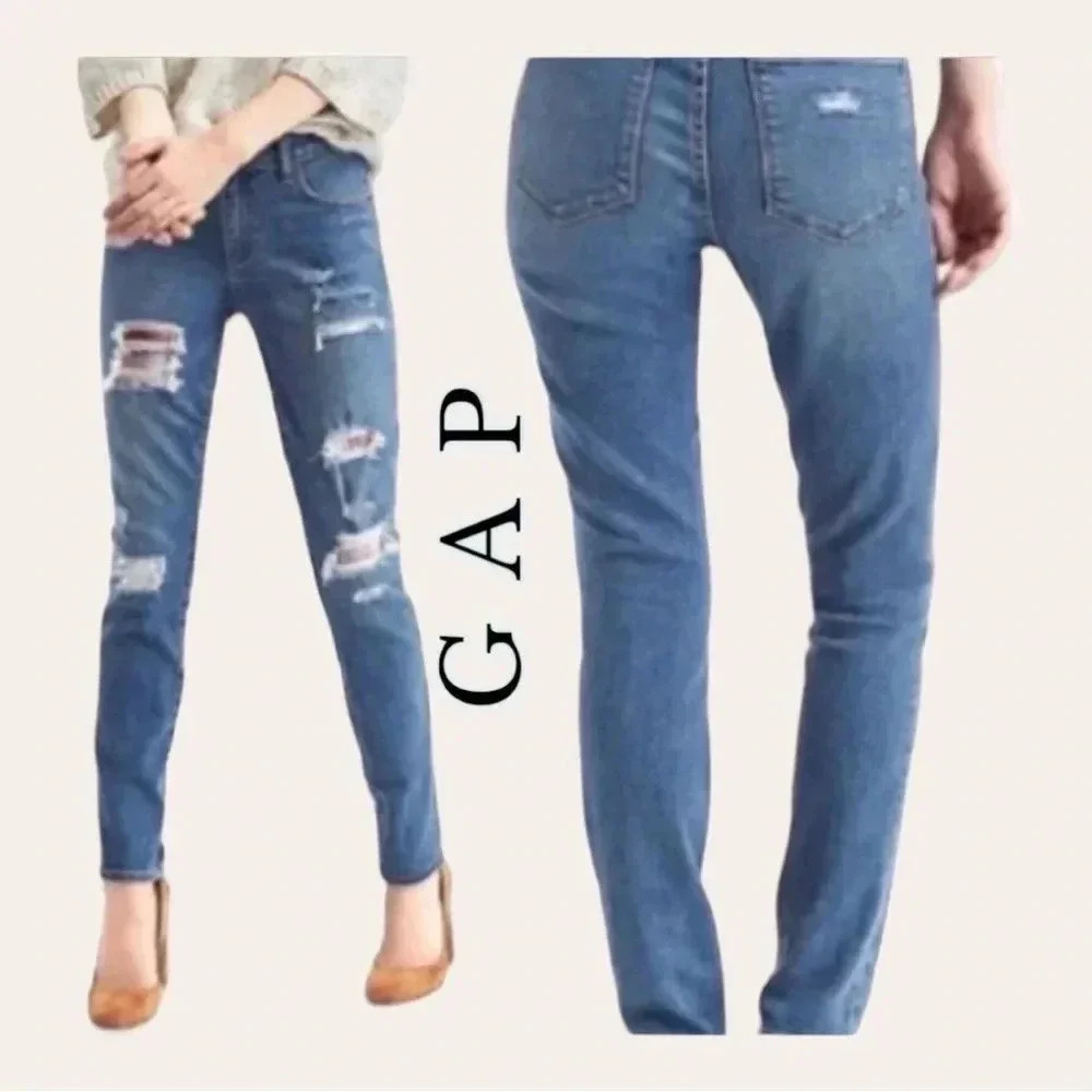 0826. GAP DENIM JEANS 26‎ REGULAR REAL STRAIGHT DISTRESSED WITH PLAID PATCHES